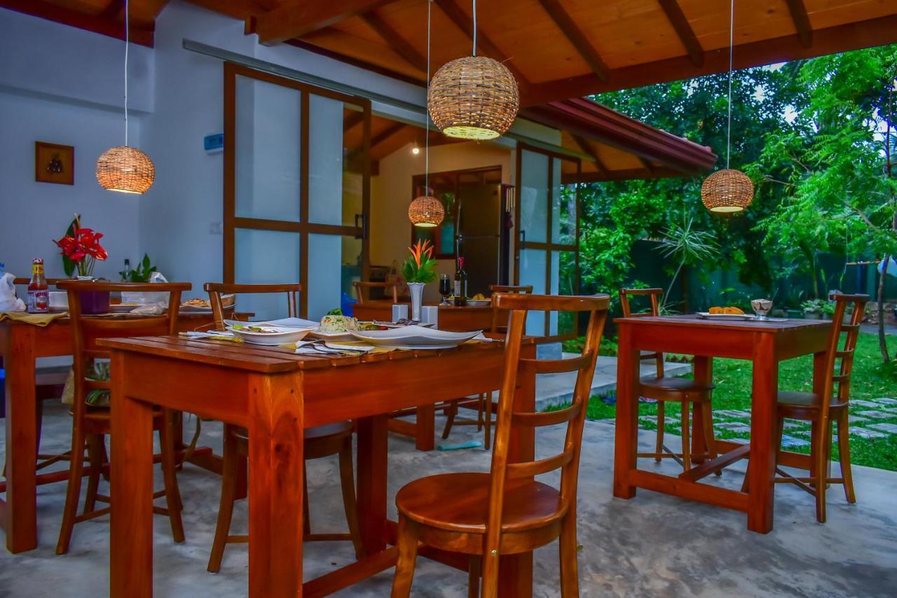Onera Villa Hikkaduwa Exterior foto